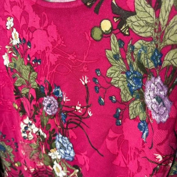 ✨ Chico’s Floral Long Sleeve Knit Top ✨ - Picture 2 of 4